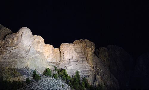 总统山Mount Rushmore National Memorial